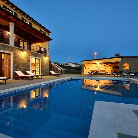 Luxury Maslina With Private Pool & Jacuzzi Вилла