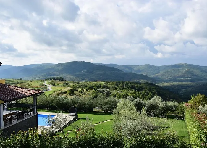 Villa Luxury Maslina With Private Pool & Jacuzzi