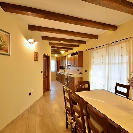 Luxury Maslina With Private Pool & Jacuzzi Villa *