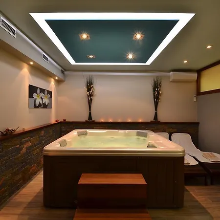 Luxury Maslina With Private Pool & Jacuzzi Вилла Sculci